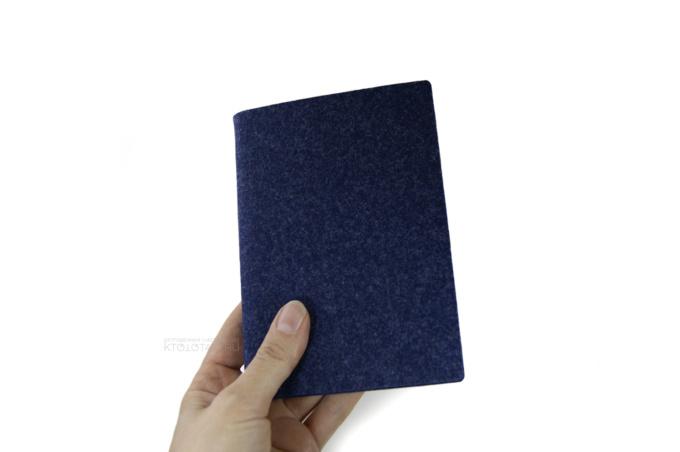 ежедневник с гибкой фетровой обложкой тёмный синий недатированный на заказ