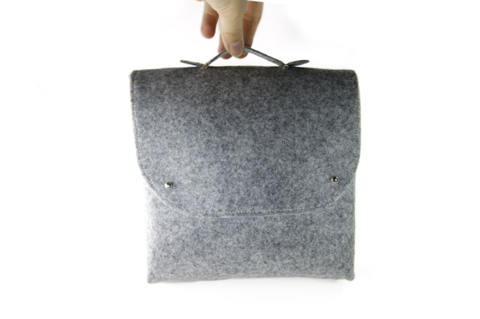 подарочный портфель серый из фетра