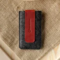 сувенирная продукция чехлы для смартфонов войлочные, подарки для бизнес партнеров с логотипом на заказ, бизнес подарки ручной работы